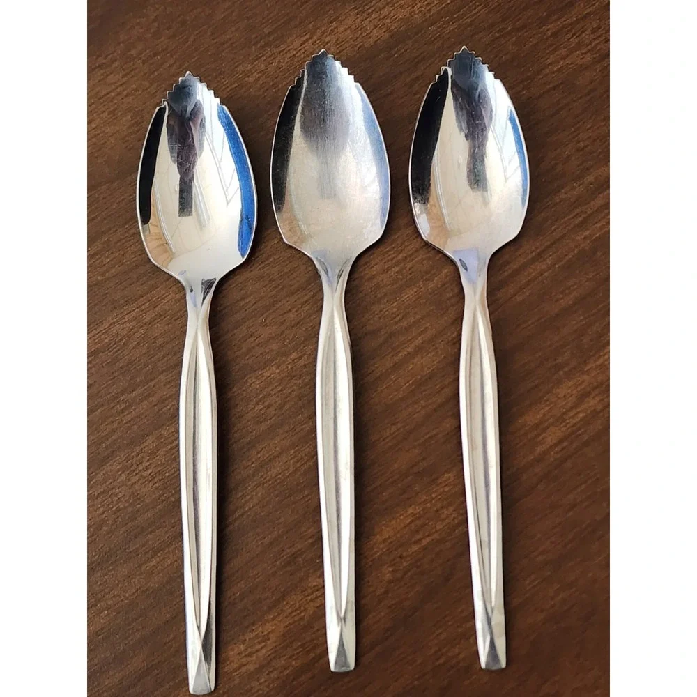 Wm Rogers Mfg Co Stainless Steel Made In USA Grapefruit Serrated Spoons Set of 3